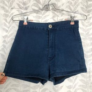 Bullhead Hot Shorts